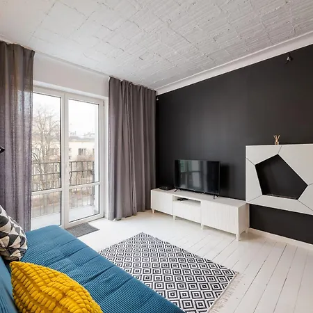 Saska Kepa Unique Apartment